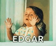 Edgar Come Back GIF - Edgar Come Back Girl GIFs