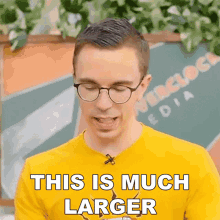 This Is Much Larger Austin Evans GIF - This Is Much Larger Austin Evans The Size Is Much Bigger GIFs