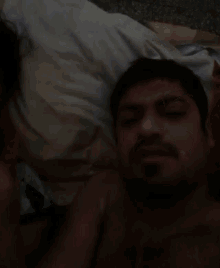 Idhar Dekho GIF - Idhar Dekho GIFs