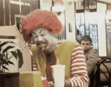 Ronald Mc Donald Clowns GIF - Ronald Mc Donald Clowns Depressed GIFs