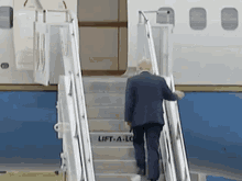 Donald Trump Toilet GIF - Donald Trump Toilet Paper GIFs
