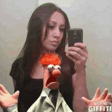 Kikdee Selfie GIF - Kikdee Selfie Mirror Selfie GIFs