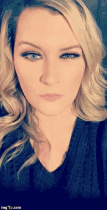 Wink Kailey GIF - Wink Kailey Blue Eyes GIFs