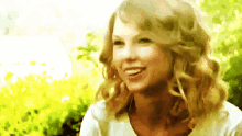 Taylorswift Happy GIF - Taylorswift Happy Laughing GIFs