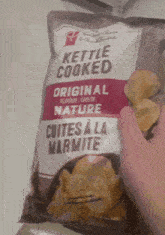 Kettle Cooked Chips Presidents Choice GIF - Kettle Cooked Chips Presidents Choice Chips GIFs