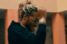 GIF