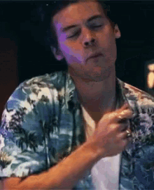 Harry Styles Air Drums GIF - Harry Styles Air Drums 1d GIFs