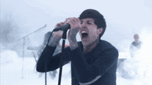 Oli Sykes Sempiternal GIF - Oli Sykes Sempiternal Shadow Moses GIFs