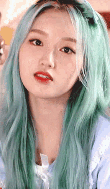 Loona Gowon GIF - Loona Gowon GIFs
