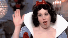 Snow Wite High Five GIF - Snow Wite High Five Disney GIFs