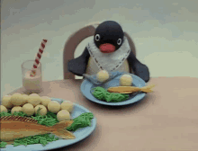 Pingu Eat GIF - Pingu Eat Mangiare GIFs