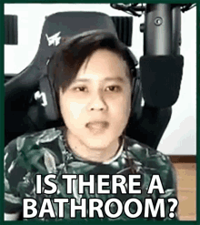 Is There A Bathroom Washroom GIF - Is There A Bathroom Washroom Toilet GIFs