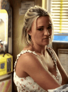 Emily Osment Young Sheldon GIF - Emily Osment Young Sheldon You Just Looked GIFs