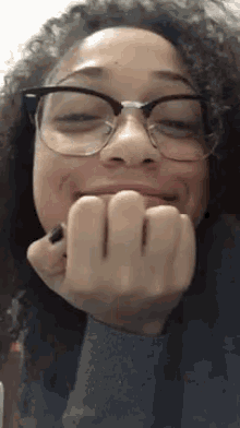 Linda Deusa GIF - Linda Deusa Selfie GIFs