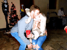 Babe Beer GIF - Babe Beer Kiss GIFs