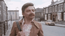 Rowan Atkinson Strut GIF - Rowan Atkinson Strut Strut Walk GIFs