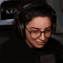 Laughing Melissa GIF - Laughing Melissa Nufo GIFs