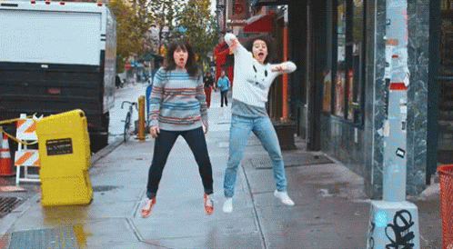 Bffs Gif Bff Broad City Abbi Jacobson Discover Share Gifs