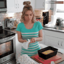 Alinity Cooking GIF - Alinity Cooking Baking GIFs