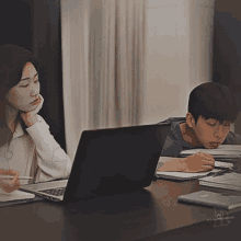 Extraordinary Attorney Woo Kwon Minwoo GIF - Extraordinary Attorney Woo Kwon Minwoo Choi Suyeon GIFs