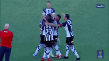Group Hug Botafogo Vs Nautico GIF - Group Hug Botafogo Vs Nautico Teammates GIFs