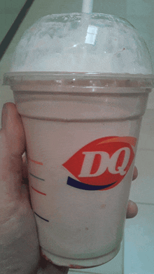 Dairy Queen Strawberry Shake GIF - Dairy Queen Strawberry Shake Milkshake GIFs