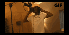 GIF