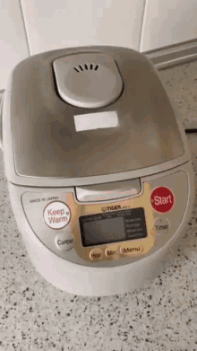 Rice Cooker Jump GIF - Rice Cooker Jump Jump Out GIFs