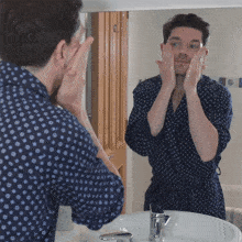 Washing Face Robin James GIF - Washing Face Robin James Skincare Routine GIFs