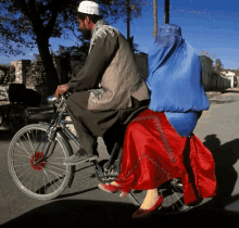 Pashtun Couple GIF - Pashtun Couple Afghani GIFs