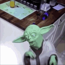 Yoda Smack GIF - Yoda Smack Funny GIFs