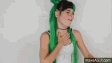 Heythereimshannon Cough GIF - Heythereimshannon Cough GIFs