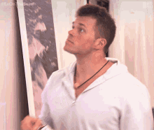 Puzzled Confused GIF - Puzzled Confused Looking Around GIFs