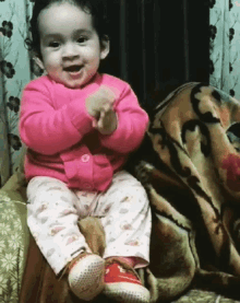 Aarvie Baby GIF - Aarvie Baby Clapping GIFs
