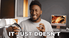 It Just Doesn'T Do Much Marques Brownlee GIF - It Just Doesn'T Do Much Marques Brownlee It Does Not Work That Well GIFs