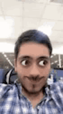 Filter Selfie GIF - Filter Selfie Weird GIFs