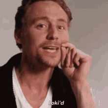 Tom Hiddleston Lokid GIF - Tom Hiddleston Lokid Loki GIFs