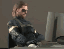 Solid Snake Uses Computer GIF - Metalgearsolid Videogames Videogameday GIFs