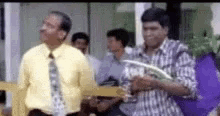 Vadivelu Its Time GIF - Vadivelu Its Time What Time Is It GIFs
