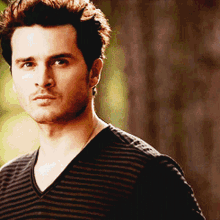 Michael Malarkey Catching A Stake In A Bag Of Ice GIF - Michael Malarkey Catching A Stake In A Bag Of Ice Enzo St John GIFs