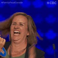 Clapping Joelle GIF - Clapping Joelle Family Feud Canada GIFs