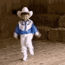 Petit Garcon Dansant Cow Boy GIF