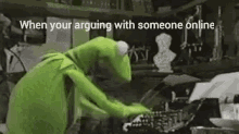 Arguing Typing GIF - Arguing Typing Kermit GIFs