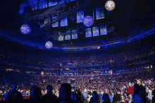 Katy Perry Crowd GIF - Katy Perry Crowd Stadium GIFs