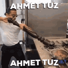 Ahmet Ahmet Tuz GIF - Ahmet Ahmet Tuz Tuz GIFs
