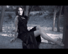 Crazyinloveuk Gothic Look Book GIF - Crazyinloveuk Gothic Look Book Gothic Model GIFs