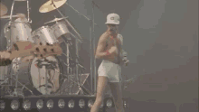 Freddie Mercury Queen GIF - Freddie Mercury Queen Live Performance GIFs