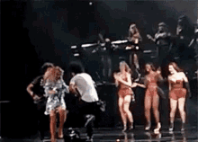 Beyoncé Dancing GIF - Beyoncé Dancing Personabey GIFs