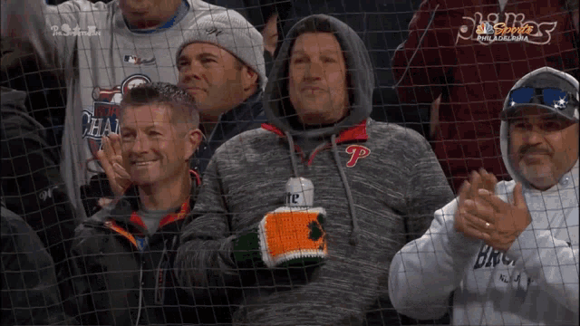 GIF: What Is This Crazy Phillies Fan Saying? - CBS Chicago