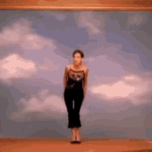 Martina Mc Bride Dancing GIF - Martina Mc Bride Dancing Clouds GIFs